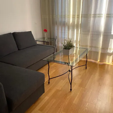 Apartment Madrid Barajas-2